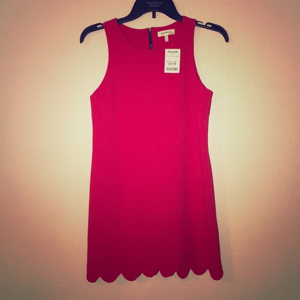 Red scalloped dress!
